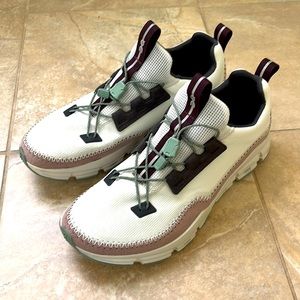 On Cloud Cloudaway Hiking Shoes